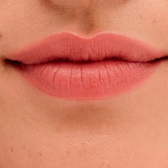 (3/30$)Benefit Plushtint Moisturizing Matte Lip Tint in Cream Puff - travel size - Picture 2 of 5